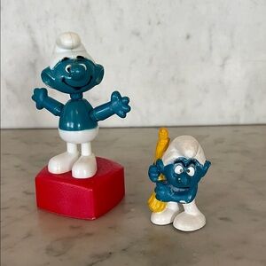 PEYO Smurfs Action Figures Vintage Set Push Puppet & Figure (2)